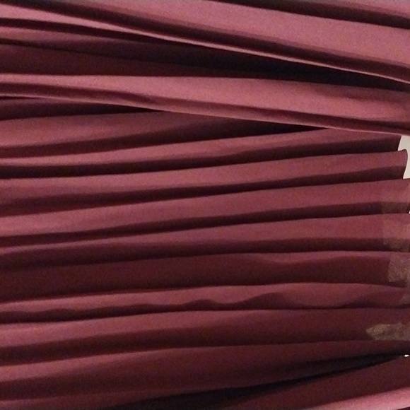 Express pleated skirt. Size L. - Picture 2 of 9